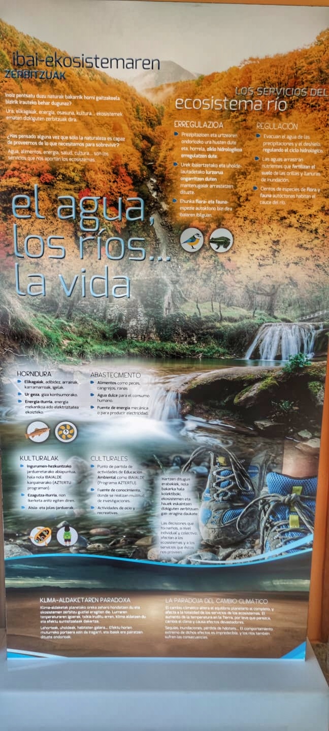 Exposición Ibaialde en San Juan Ikastetxea