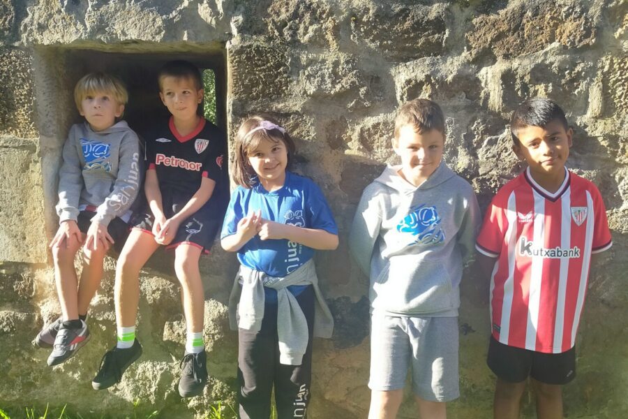 Emoción Medieval: 3º de Primaria Descubre el Castillo de Muñatones
