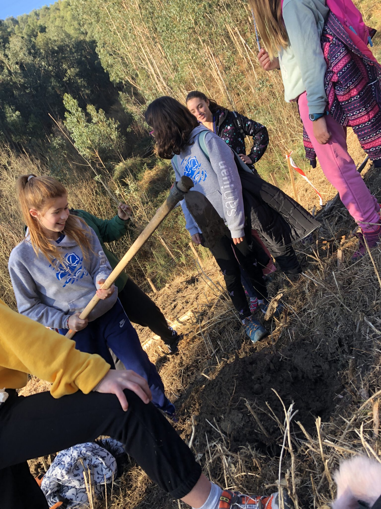 MELLO SARIA Solidario con sus montes