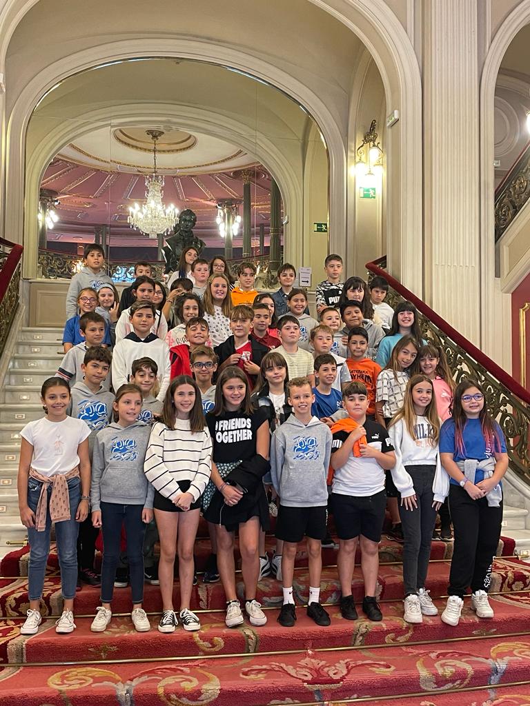 ¡Una experiencia cultural inolvidable en el Teatro Arriaga!