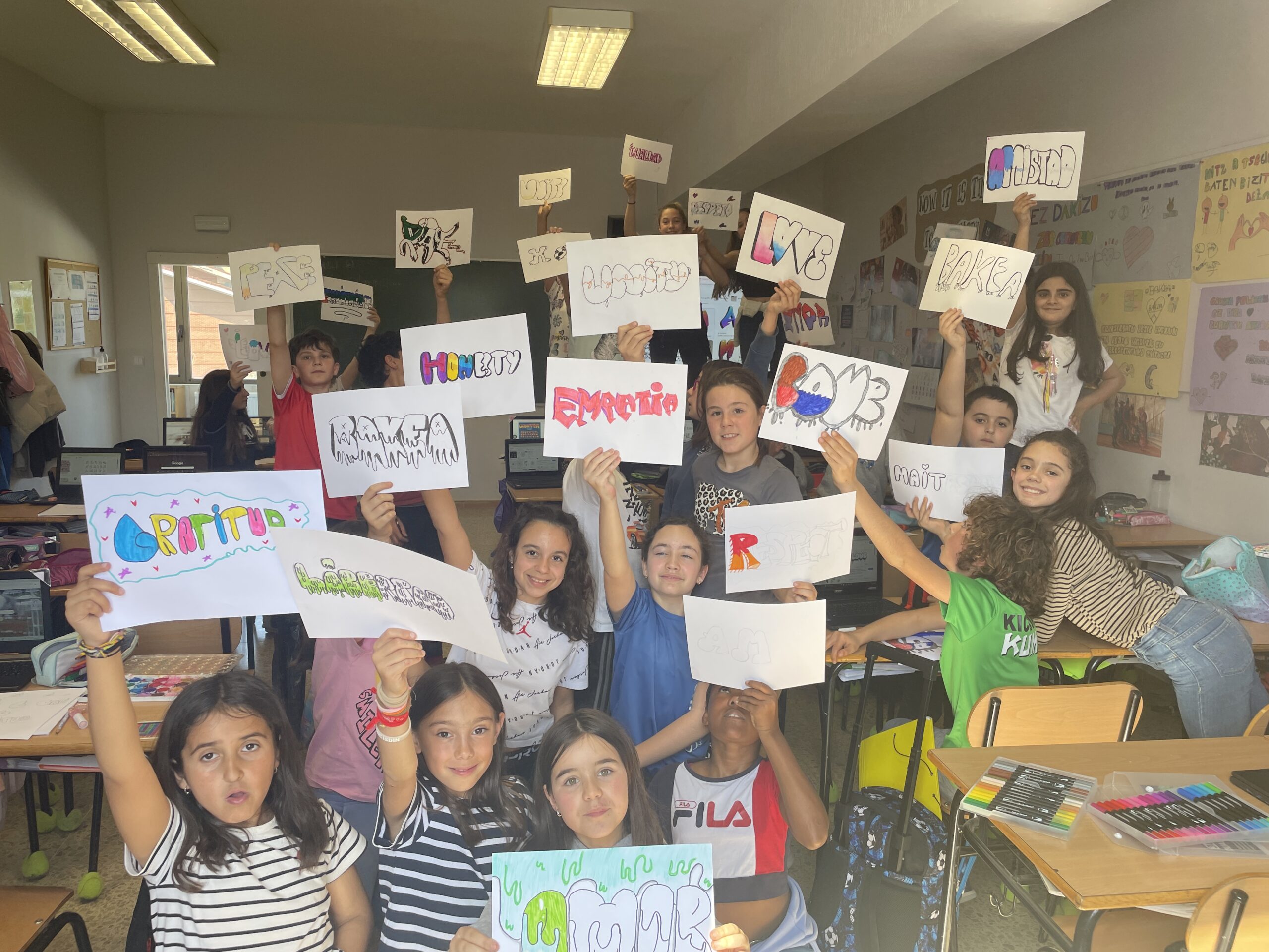 🎨🤝 Martes pedagógico en la Aste Kulturala: arte, creatividad y trabajo en equipo 🎨🤝